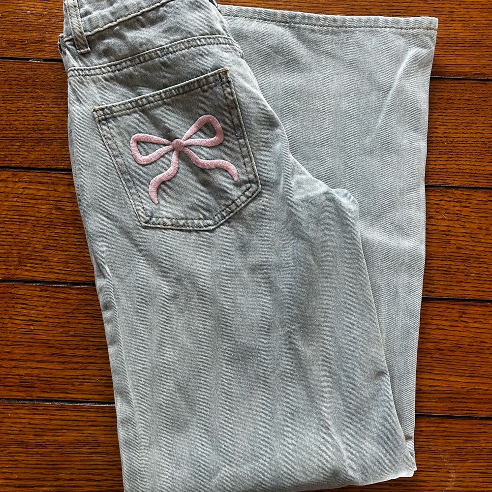 Edikted Jeans with Pink Bow Detail